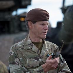 Adrian Bradshaw.jpg
