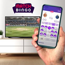 design-asset_hand-living-room-TV-square.jpg