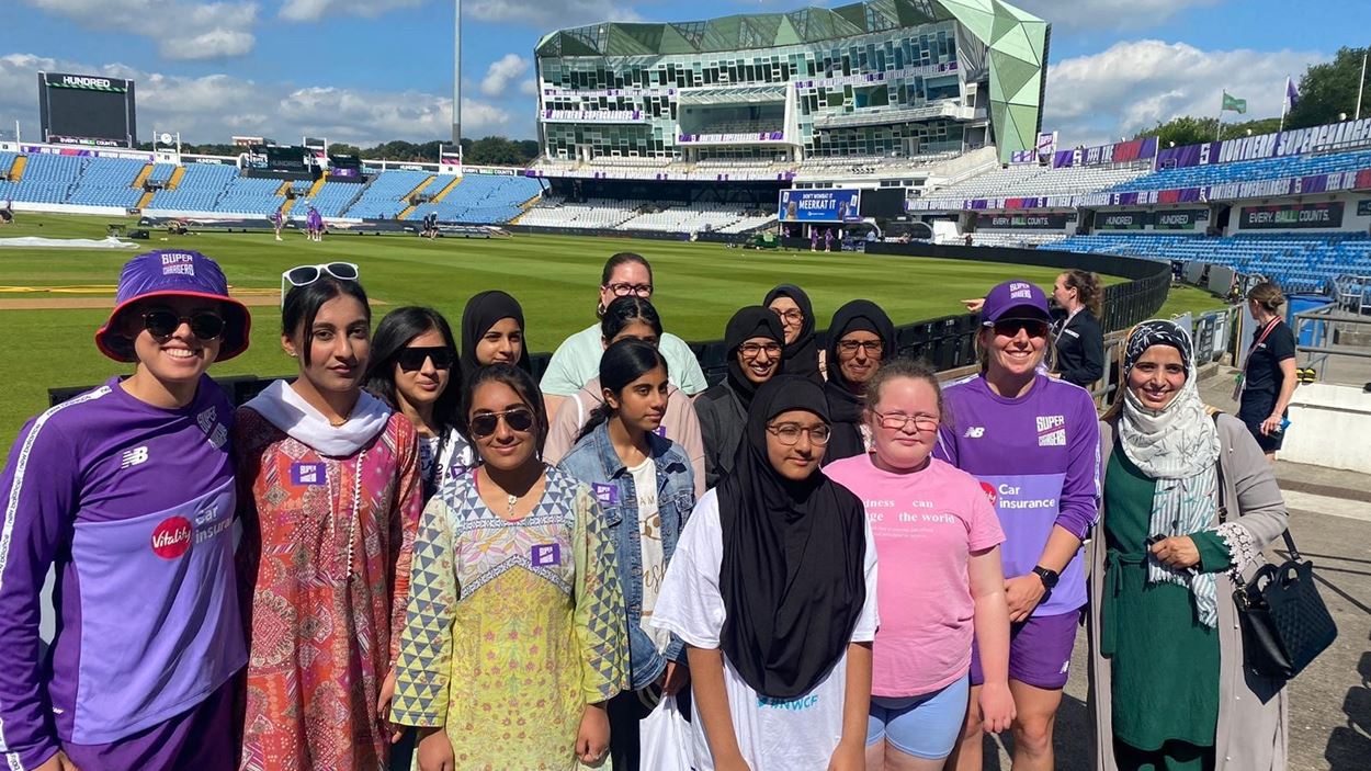 Girls Headingley Visit Pic 1-Players Pitchside.jpg