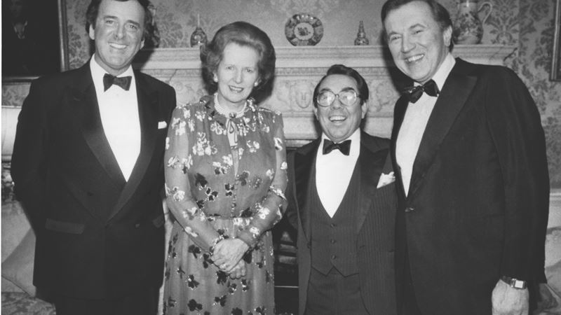Sir Terry Wogan, Baroness Thatcher, Ronnie Corbett and Sir David Frost dine at No.10 Downing Street in January 1987.jpg