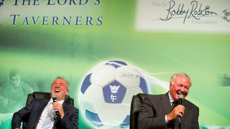 Sir Bobby Robson Football Lunch 2011_0126.jpeg