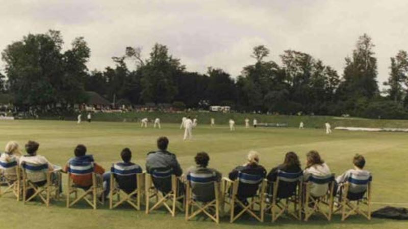 Cricket at Castle Park, Arundel 1988.jpeg