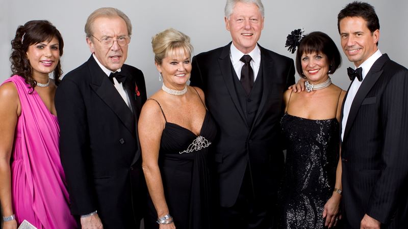 President Bill Clinton at the Hilton for the Lady Taverners Gala Dinner in 2009.JPG