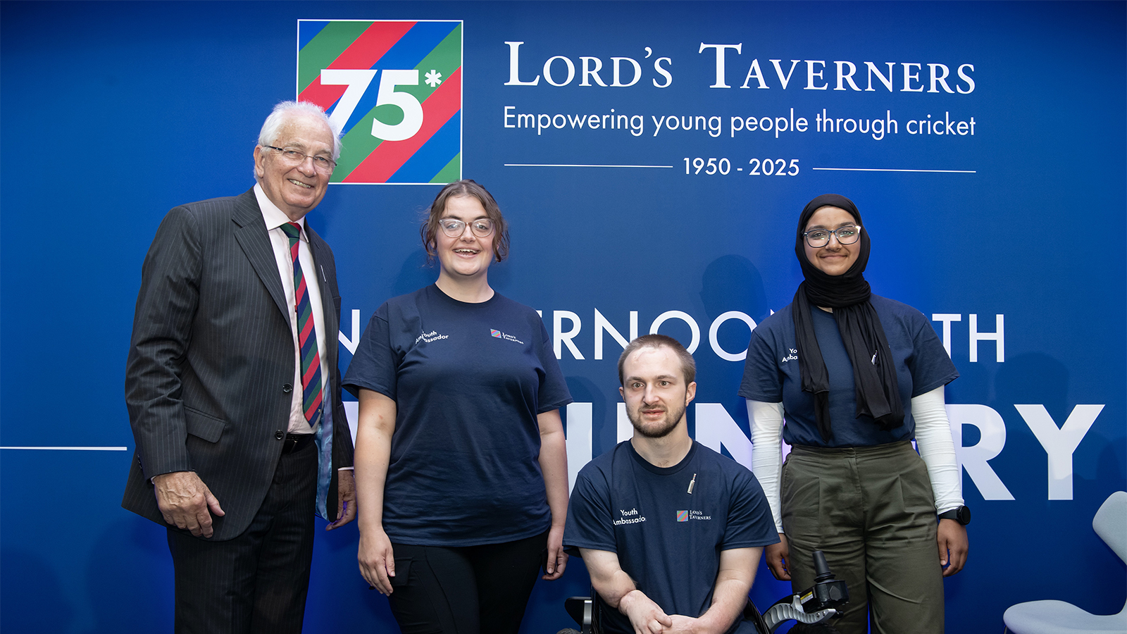 David Gower and Youth Ambassadors2.jpg