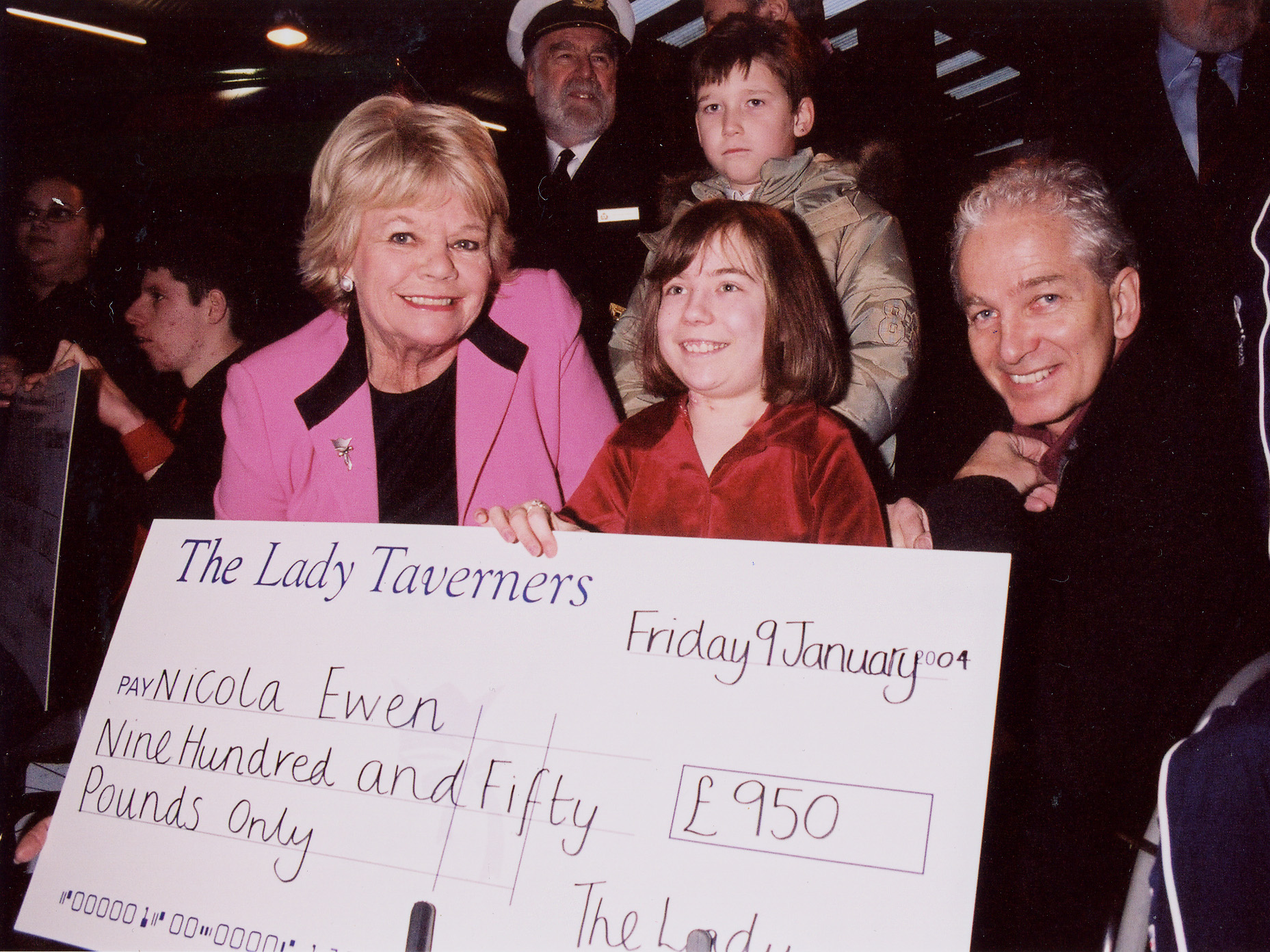 JUDITH CHALMERS, NICOLA EWEN & DAVID GOWER.JPG